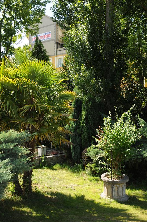 Hostal La Torre II Puente de Domingo Florez Bagian luar foto